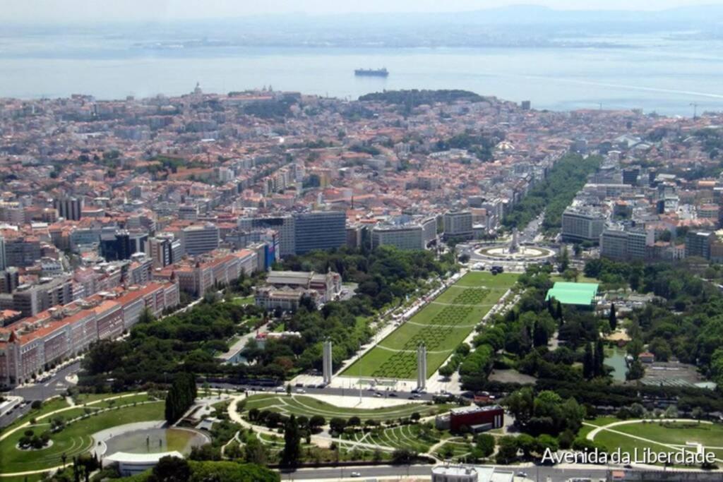 Av. Da Liberdade Comfortable Apt With Balcony Lissabon Exterior foto
